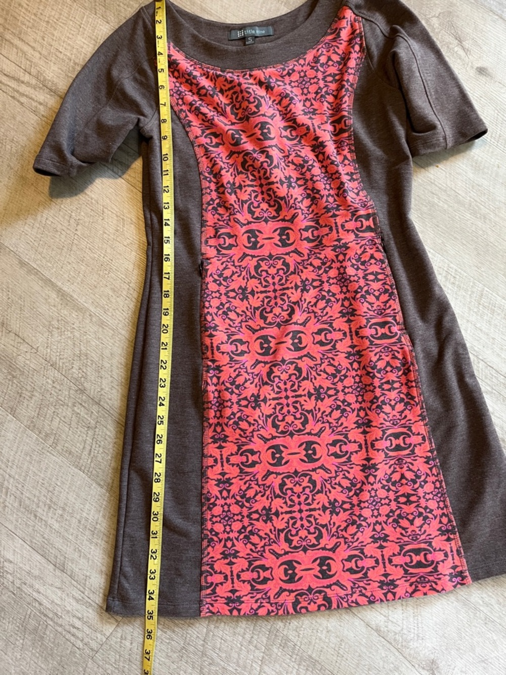 Title Nine Coral and Brown Paneled Jersey Knit Dress - Picture 5 of 9